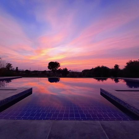 Amritara Jawai Resort Pāli Exterior photo